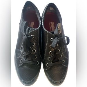 Munro Gabbie Sneakers